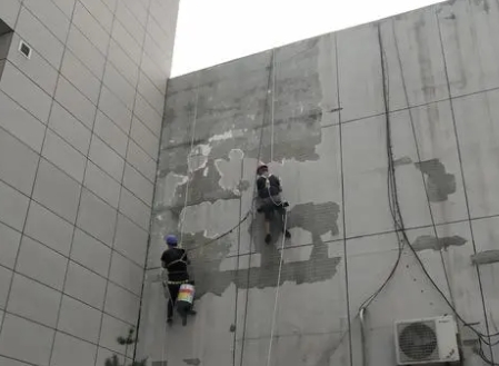 永平楼顶漏水维修公司分享下永平外墙防水的注意事项